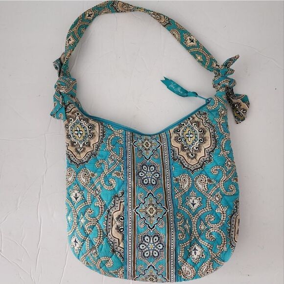 Vera Bradley TOTALLY TURQ Turquoise Small Shoulder Bag Hand Purse Zip Quilted - Picture 1 of 6